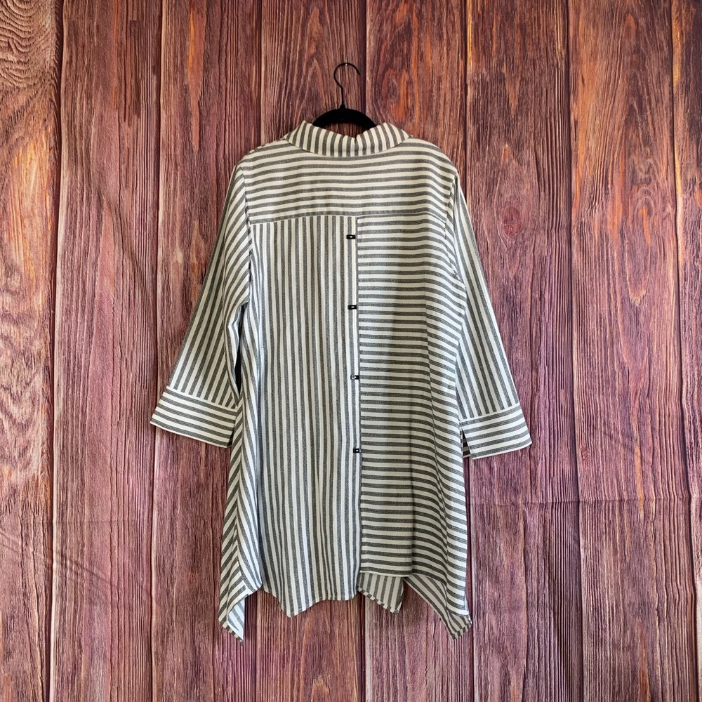 Soft Surroundings Blouse - image 3